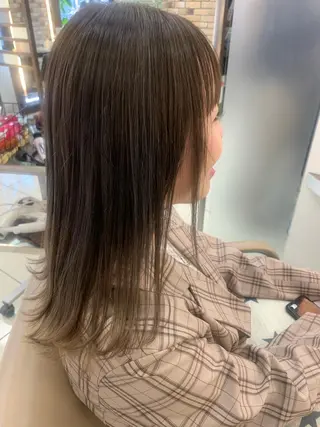 ミディアム カラー 羽エクステ🩷 🤍まき🤍のマツエク・マツパデザイン