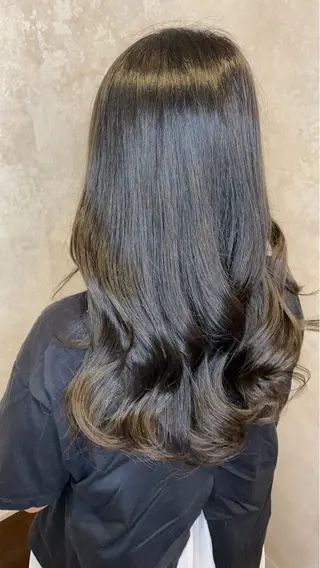 ロング pers'lov yoneyaのヘアスタイル