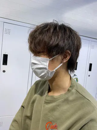 ショート カラー パーマ メンズ ブリーチカラー特化 U-topia小島のヘアスタイル