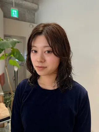 ミディアム カラー 村田 茉優のヘアスタイル