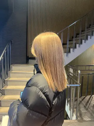 カラー ハイトーンカラー 坂本 翼のヘアスタイル
