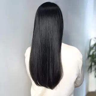 ロング 【代表】 佐藤のヘアスタイル