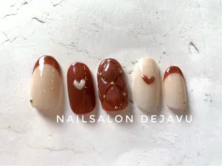 ネイル Nailsalon Dejavuのネイルデザイン