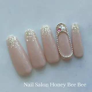 ネイル Nail salon Honey Beeのネイルデザイン