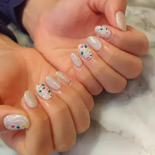 ネイル ジェヌインネイル 河内のネイルデザイン