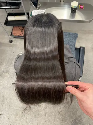 セミロング パーマ 高山🐬髪質改善 池袋で縮毛矯正のヘアスタイル