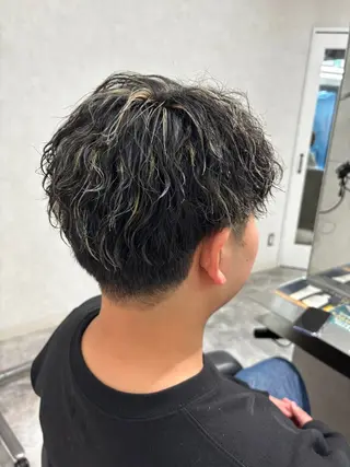 ショート カラー パーマ メンズ メンズ/パーマ/ 竹内葵🤍のヘアスタイル
