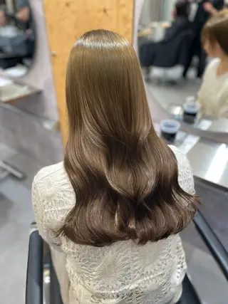 ロング shes梅田 はまもとのヘアスタイル