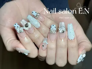 ネイル E.N🦋 長さ出し/持ち込みのネイルデザイン