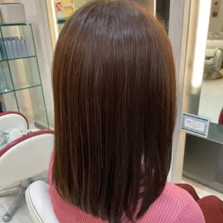 ミディアム カラー 猪瀬 紗耶佳のヘアスタイル