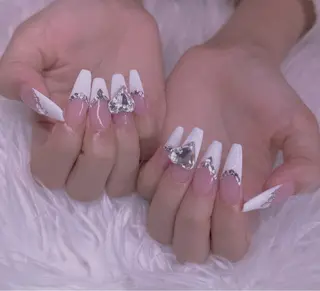 ネイル エムズ ハヤシのネイルデザイン