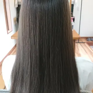 ロング crea   芦田 武栄のヘアスタイル