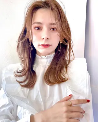 ミディアム カラー 似合わせレイヤー 🇰🇷荒木洋文のヘアスタイル