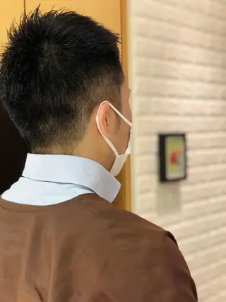 ショート メンズ 松﨑 亜々人のヘアスタイル