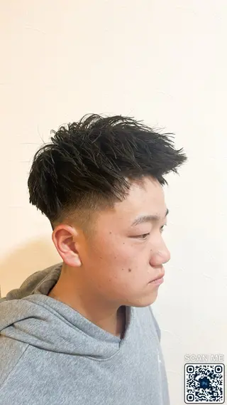 メンズ 眞鍋 祐人のヘアスタイル