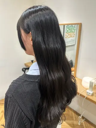 ロング hair make one 004所属・織田 ゆみのヘアスタイル