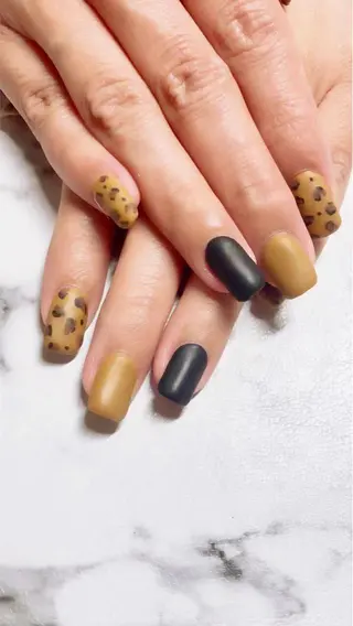 ネイル マジック ミラーのネイルデザイン