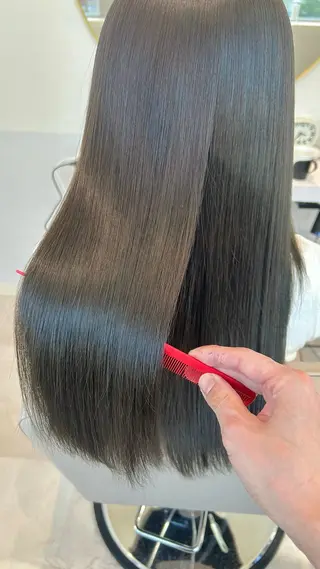 ロング カラー Eleanor枚方店 店長　飛鳥　薫のヘアスタイル