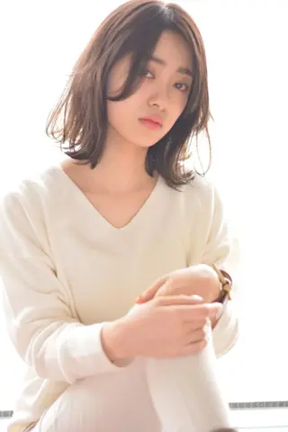 ミディアム カラー マネージャー八尾 裕一郎のヘアスタイル