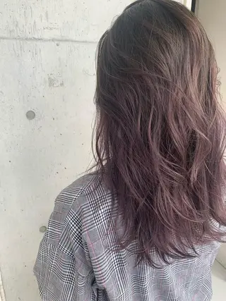 ミディアム &SONS 小林亨のヘアスタイル