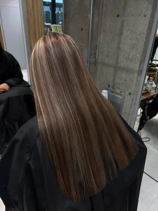 ロング 🌊ハイライト Rizu🌊のヘアスタイル