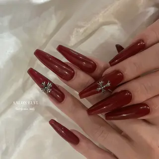 ネイル SALON ELVI.のネイルデザイン