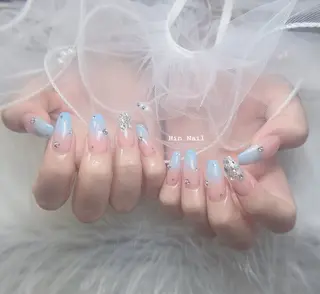 ネイル Hin Nailsのネイルデザイン