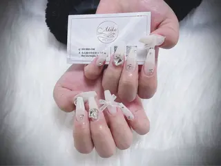 ネイル AKIKO ネイルサロンのネイルデザイン