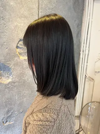 ミディアム 大久保 遥日のヘアスタイル