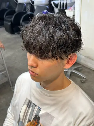 パーマ メンズ fifth/原宿/ カットモデル/カズのヘアスタイル
