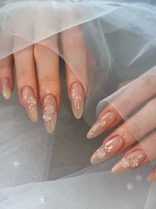 ネイル salon iris 🦋北広島市大曲のネイルデザイン