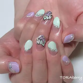 ネイル ネイリスト なつみのネイルデザイン