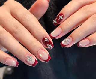 ネイル Pure&Rich Nailのネイルデザイン