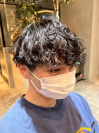 ショート パーマ メンズ 波巻きスパイラルパー マ/シャドウパーマ駿のヘアスタイル
