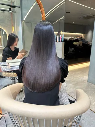 ロング ボブ／レイヤー／髪質 改善/縮毛矯正／銀座のヘアスタイル