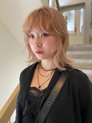 セミロング 薄暮 マツイ レンのヘアスタイル