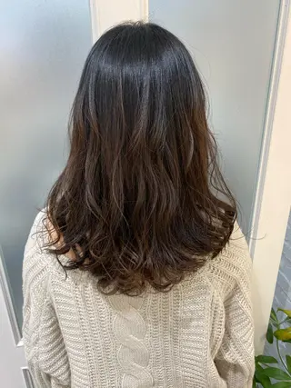 パーマ 🍀透明感抜群🍀/ ハイトーンカラーのヘアスタイル