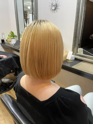 ショート 栄/レイヤーカット /ケアブリーチ🍁楓のヘアスタイル
