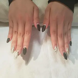 ネイル ＪＥＷＥＬ ＮＡＩＬのネイルデザイン