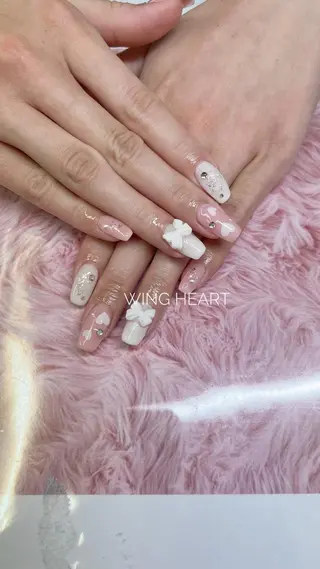 ネイル O. AKINAのネイルデザイン