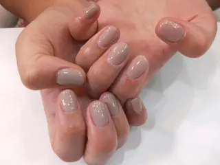 ネイル はばすみれ🎀ﾈｲﾙ 光ﾌｪｲｼｬﾙ ﾍｱのネイルデザイン