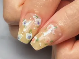 ネイル 新山 聖のネイルデザイン