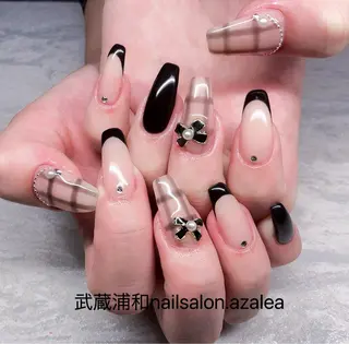 ネイル R inのネイルデザイン