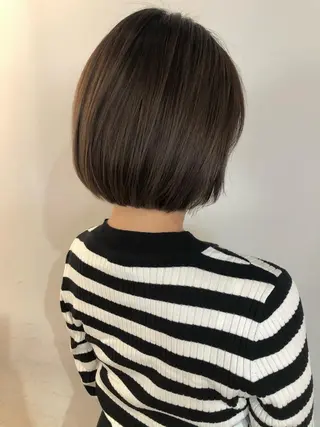 ショート カラー 上品な大人レイヤー 🍀渋谷🍀濱口敬太のヘアスタイル