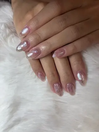 ネイル 三本 綾奈のネイルデザイン