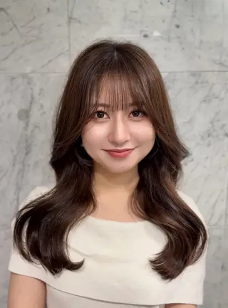 ロング WATARU/ 韓国風巻き髪のヘアスタイル