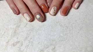 ネイル Cutil. Nail🌈のネイルデザイン