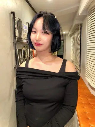 ミディアム カラー タナカ カナ🫧のヘアスタイル