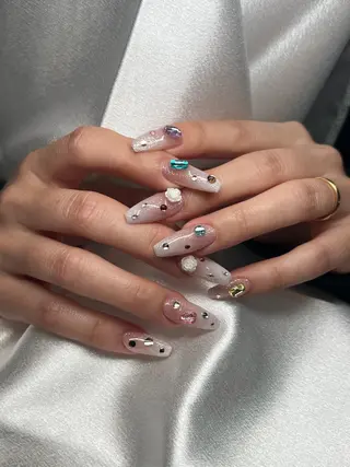 ネイル 鮎川 沙希のネイルデザイン