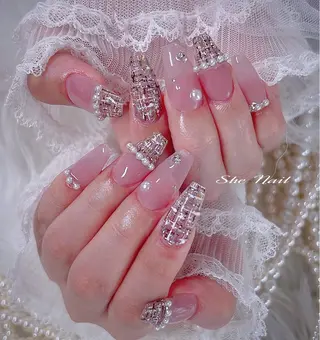 ネイル ISA_ BELLAのネイルデザイン